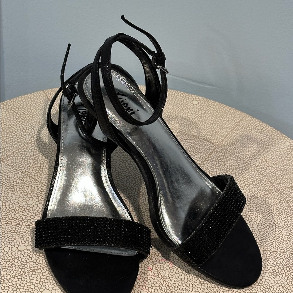 Elegant Black Strappy Sandals